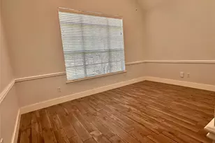 18 S Willow Point Cir, The Woodlands, TX 77382 - Photo 17