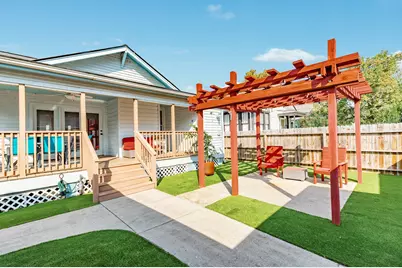 4719 Avenue R, Galveston, TX 77551 - Photo 1