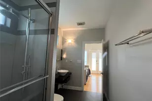2314 Camden Dr, Houston, TX 77021 - Photo 5