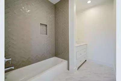 955 W 42nd Street, Houston, TX 77018 - Photo 17