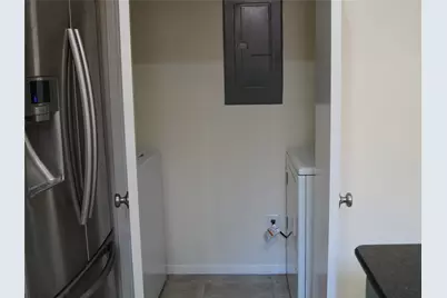 31 N Lakeridge Circle, The Woodlands, TX 77381 - Photo 25