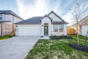 4906 Edgewood Dr, Fresno, TX 77545 - Photo 3