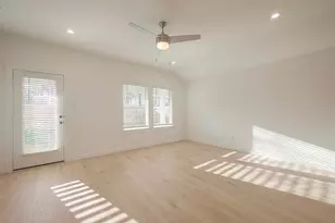 4906 Edgewood Dr, Fresno, TX 77545 - Photo 13