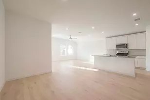 4906 Edgewood Dr, Fresno, TX 77545 - Photo 11