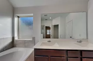 502 Pecan Landing Ln, La Marque, TX 77568 - Photo 7