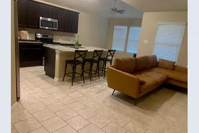5611 Briar Knoll, New Braunfels, TX 78132 - Photo 7