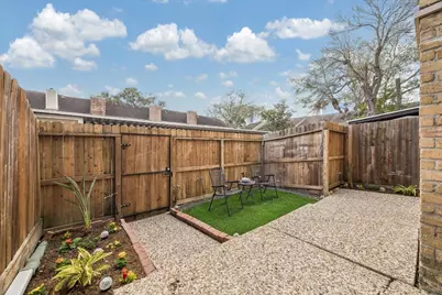 1635 W Sam Houston Parkway S, Houston, TX 77042 - Photo 21
