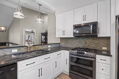 2419 Pebbledowne Circle, Sugar Land, TX 77478 - Photo 7