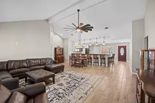 2419 Pebbledowne Cir, Sugar Land, TX 77478 - Photo 9