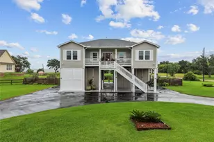 4 Shore Acres Cir, Shoreacres, TX 77571 - Photo 5