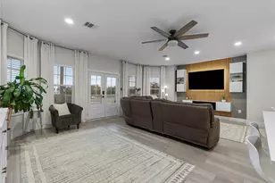 4 Shore Acres Cir, Shoreacres, TX 77571 - Photo 7