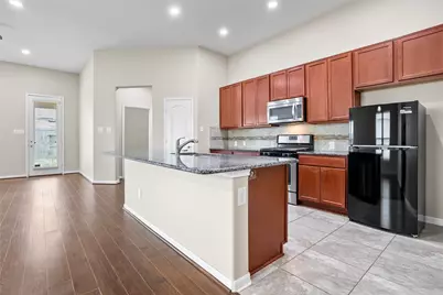 6530 Bayliss Valley Lane, Katy, TX 77449 - Photo 9