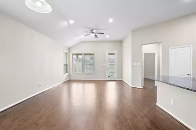 6530 Bayliss Valley Lane, Katy, TX 77449 - Photo 15