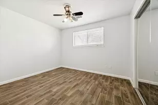 308 Brandywyne Dr, Friendswood, TX 77546 - Photo 19