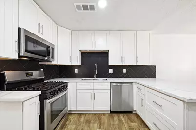 308 Brandywyne Drive, Friendswood, TX 77546 - Photo 13