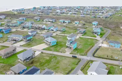 983 Tidelands Drive Drive, Crystal Beach, TX 77650 - Photo 7