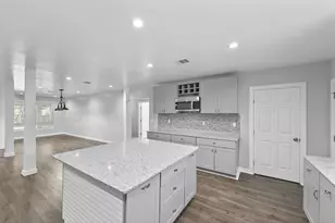 381 County Road 3404, Cleveland, TX 77327 - Photo 13