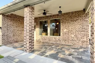 572 Southampton Ln, League City, TX 77573 - Photo 31