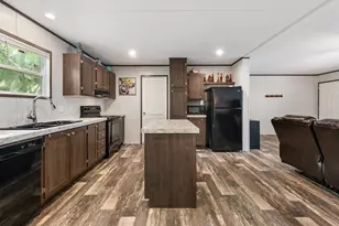 5335 Lucy Ellen Pkwy, Bryan, TX 77807 - Photo 9