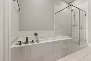 8711 Oak Kolbe Ln, Houston, TX 77080 - Photo 37
