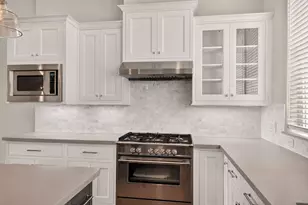8711 Oak Kolbe Ln, Houston, TX 77080 - Photo 13