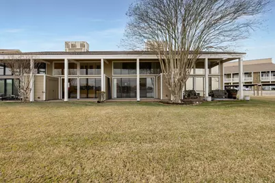 135 April Point Drive S, Conroe, TX 77356 - Photo 11