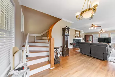 2222 N Main Street, Highlands, TX 77562 - Photo 9