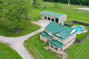 2222 N Main St, Highlands, TX 77562 - Photo 37