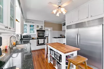 2222 N Main Street, Highlands, TX 77562 - Photo 17