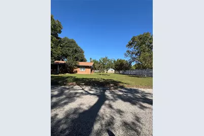 416 Mertie, Palacios, TX 77465 - Photo 19