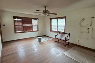 4302 Edison St, Houston, TX 77009 - Photo 5