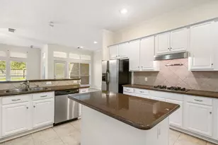 24915 Pikecrest Dr, Spring, TX 77389 - Photo 17