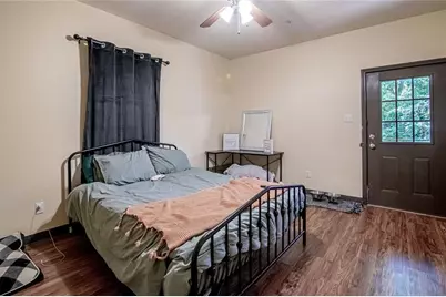 1239 20th Street #C, Huntsville, TX 77340 - Photo 17