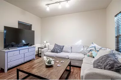 1239 20th Street #C, Huntsville, TX 77340 - Photo 7