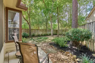 23 Douvaine Ct, The Woodlands, TX 77382 - Photo 41