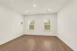 1405 E 33rd St, Houston, TX 77022 - Photo 15