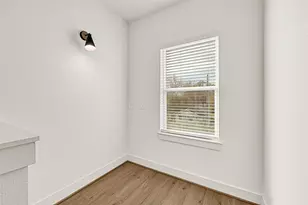 1405 E 33rd St, Houston, TX 77022 - Photo 13