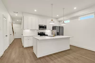 1405 E 33rd Street #A, Houston, TX 77022 - Photo 5