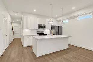 1405 E 33rd St, Houston, TX 77022 - Photo 5