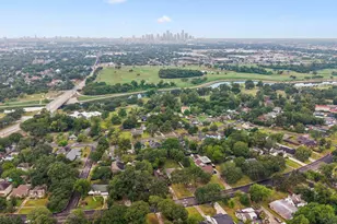 1910 Forest Hill Blvd, Houston, TX 77023 - Photo 41