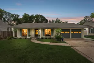 1910 Forest Hill Blvd, Houston, TX 77023 - Photo 1