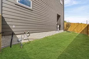 5109 Avenue J, Houston, TX 77011 - Photo 9