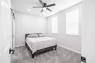 2519 Washington St, Waller, TX 77484 - Photo 35