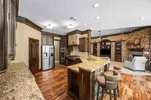 11777 Willowridge Cir, Conroe, TX 77304 - Photo 9