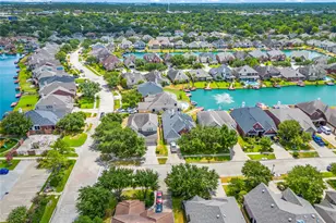 10130 Lakeside Gables Dr, Houston, TX 77065 - Photo 15