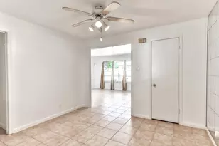 2009 Stoney Brook Dr, Houston, TX 77063 - Photo 7