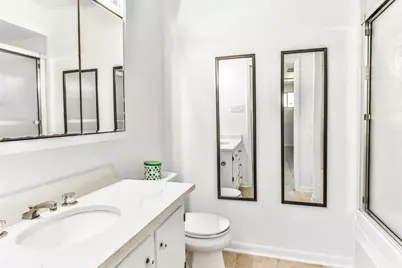 2009 Stoney Brook Drive #9A, Houston, TX 77063 - Photo 17