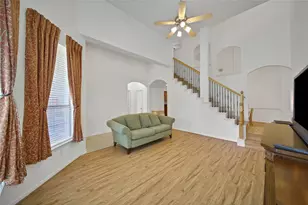 3330 Knollcrest Ln, Pearland, TX 77584 - Photo 5