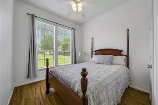 3330 Knollcrest Ln, Pearland, TX 77584 - Photo 23