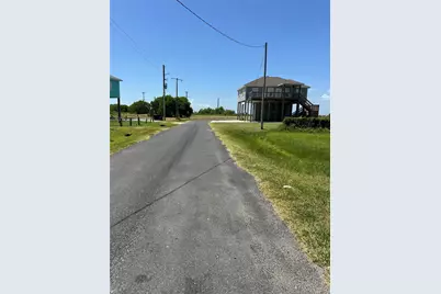000 Sand Dune, Crystal Beach, TX 77650 - Photo 5